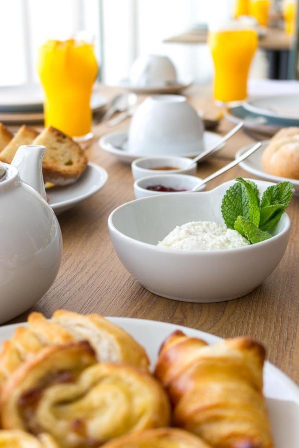 Ribeira House Bed & Breakfast มิแรนเดลา ภายนอก รูปภาพ