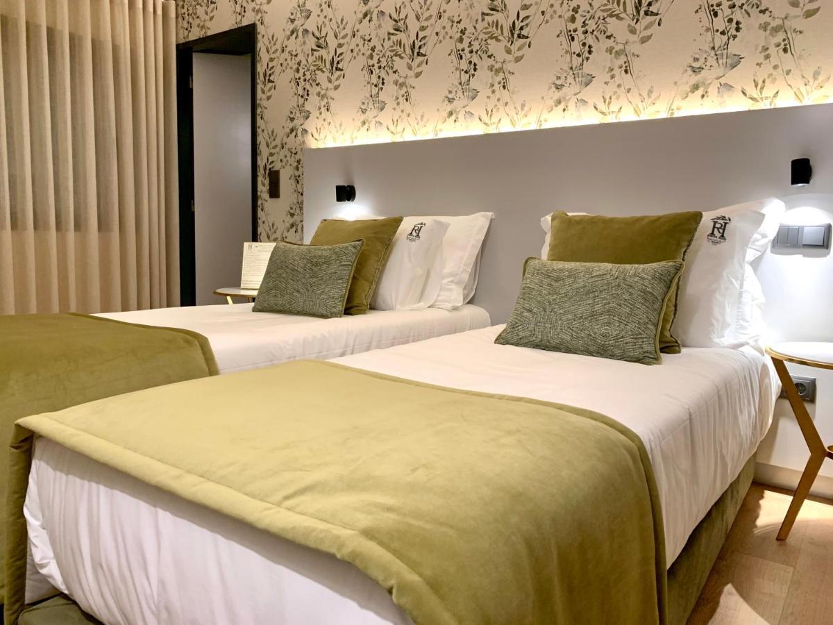 Ribeira House Bed & Breakfast มิแรนเดลา ภายนอก รูปภาพ