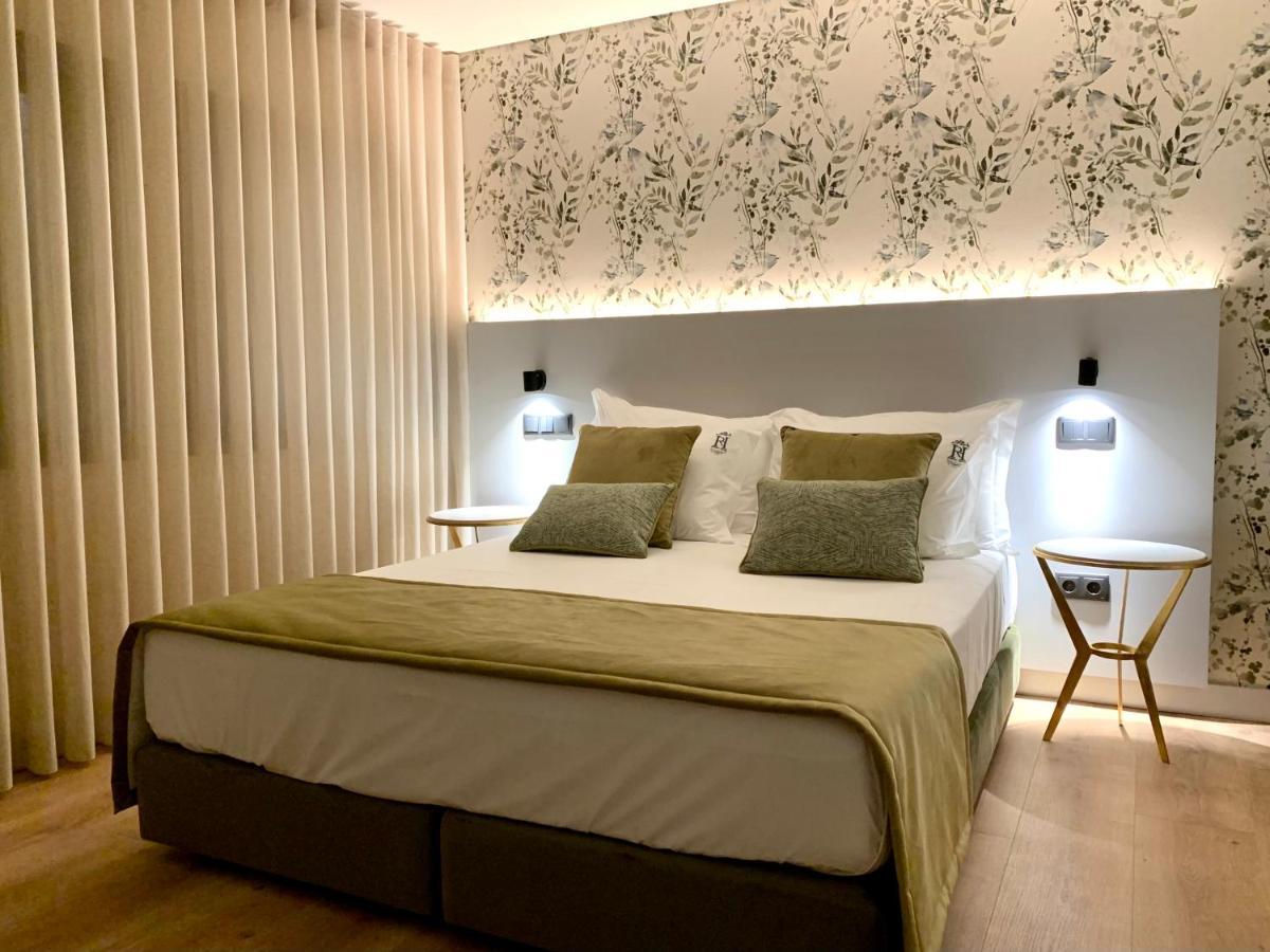 Ribeira House Bed & Breakfast มิแรนเดลา ภายนอก รูปภาพ