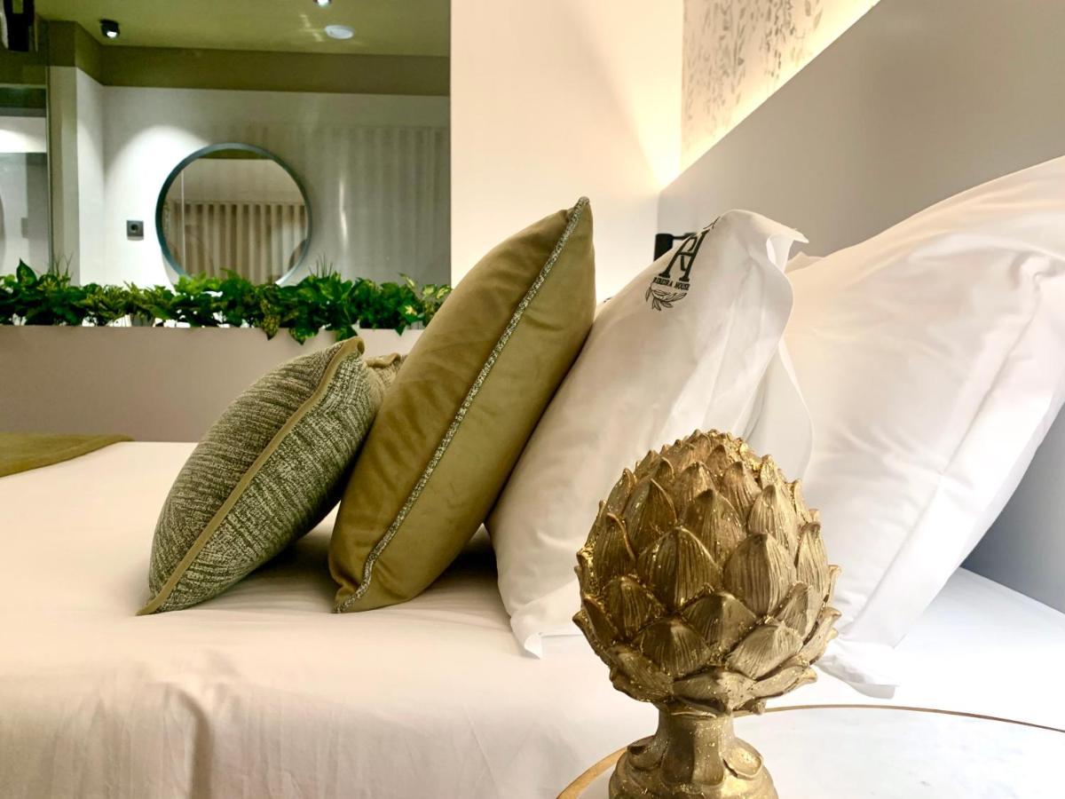 Ribeira House Bed & Breakfast มิแรนเดลา ภายนอก รูปภาพ