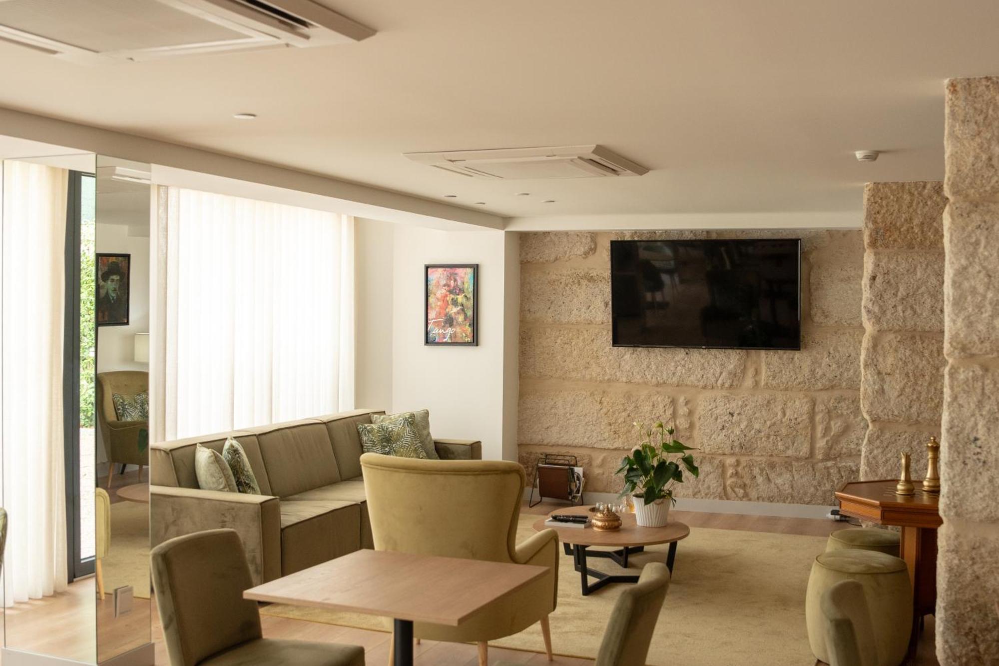Ribeira House Bed & Breakfast มิแรนเดลา ภายนอก รูปภาพ